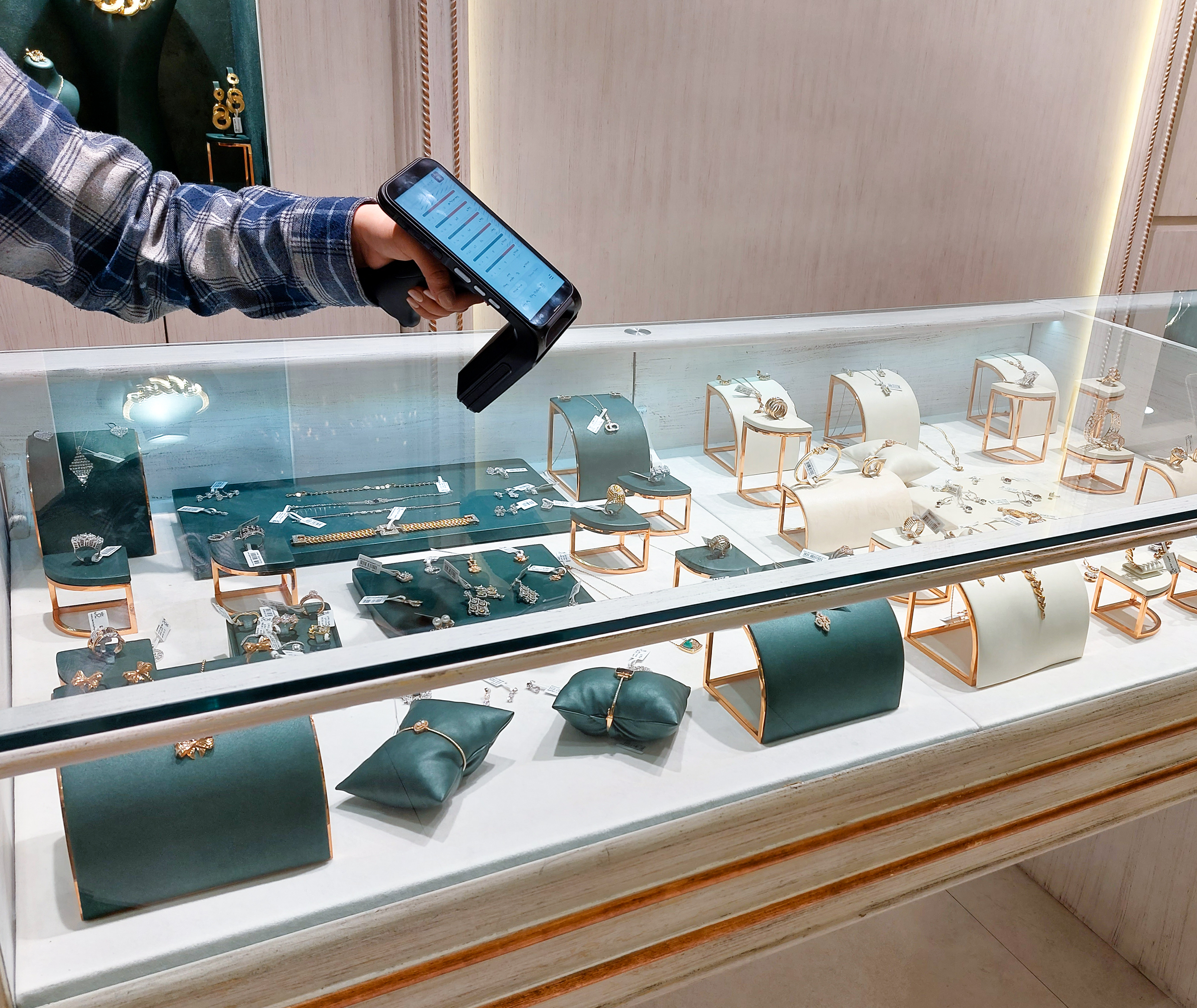 از روش‌های قدیمی تا تکنولوژی RFID